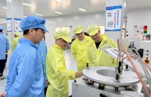 匠心铸硬核 赤胆筑“芯”途——记上海微世半导体有限公司董事长丁波